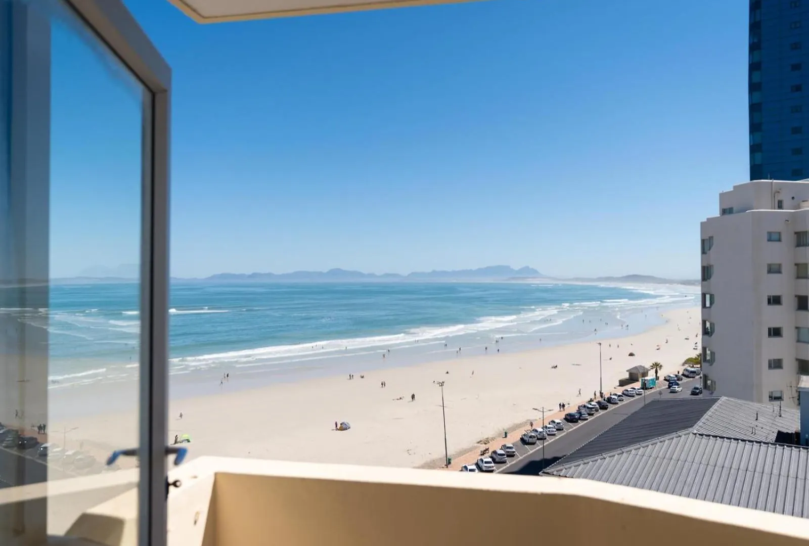 Apartment Romilly Beachfront 92 Strand