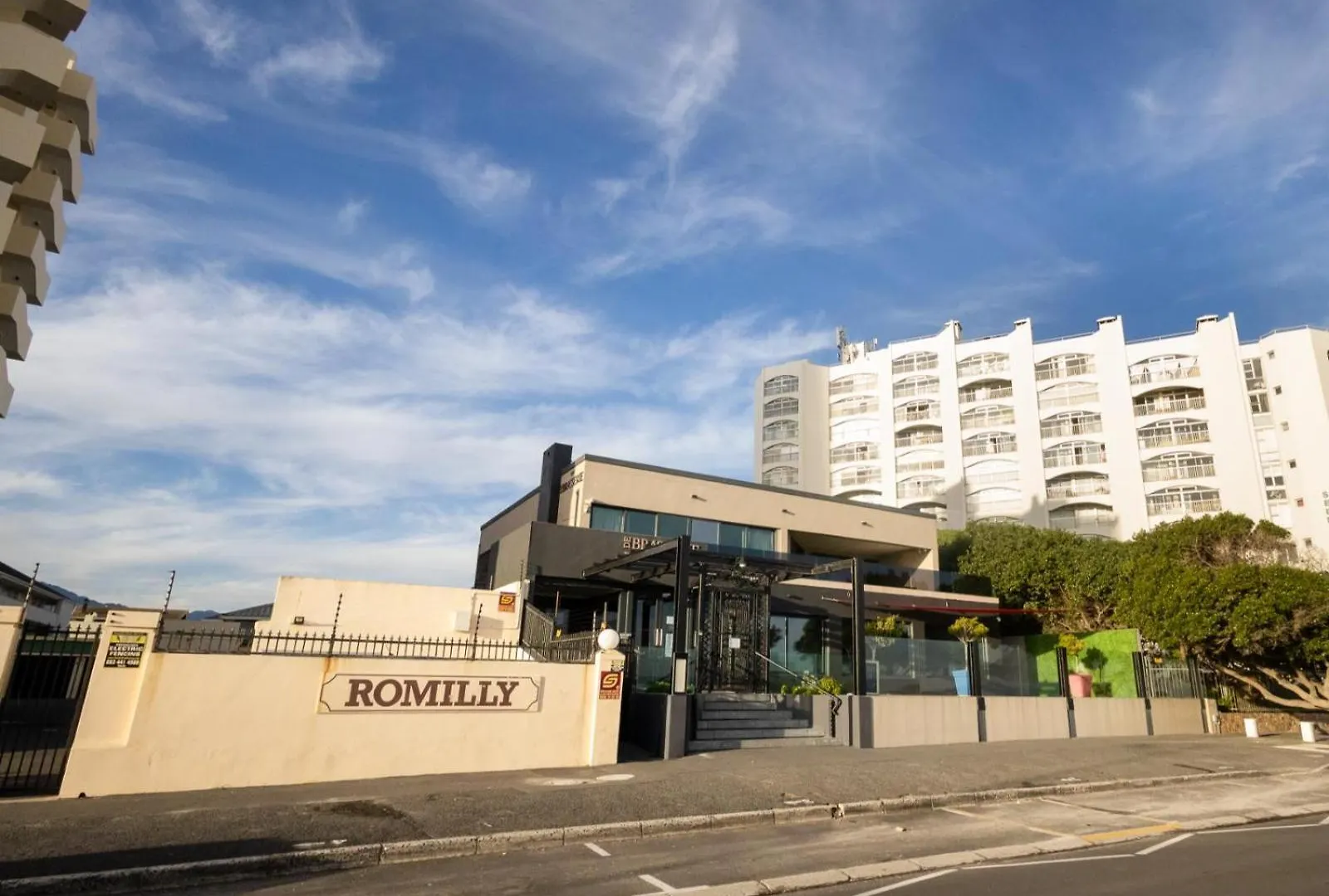 Apartment Romilly Beachfront 92 Strand